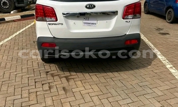Acheter Occasion Voiture Kia Sorento Blanc à Import - Dubai, Rwanda Acheter Occasion Voiture Kia Sorento Blanc à Import - Dubai, Rwanda