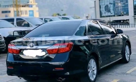 Acheter Occasion Voiture Toyota Camry Black à Kigali, Rwanda Acheter Occasion Voiture Toyota Camry Black à Kigali, Rwanda
