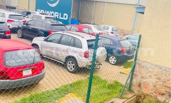 Acheter Occasion Voiture Toyota Aqua Autre à Kigali, Rwanda Acheter Occasion Voiture Toyota Aqua Autre à Kigali, Rwanda