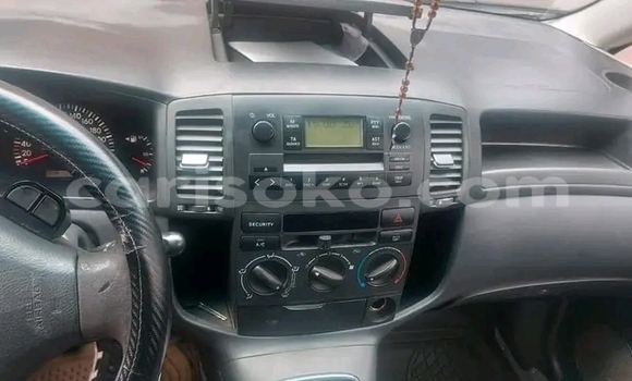 Sayi Na hannu Toyota RAV4 Rouge Mota in Kigali a Rwanda Sayi Na hannu Toyota RAV4 Rouge Mota in Kigali a Rwanda