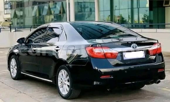 Acheter Occasion Voiture Toyota Camry Noir à Kigali, Rwanda Acheter Occasion Voiture Toyota Camry Noir à Kigali, Rwanda