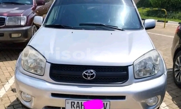 Sayi Na hannu Toyota RAV4 Blanc Mota in Butare a Butare Sayi Na hannu Toyota RAV4 Blanc Mota in Butare a Butare