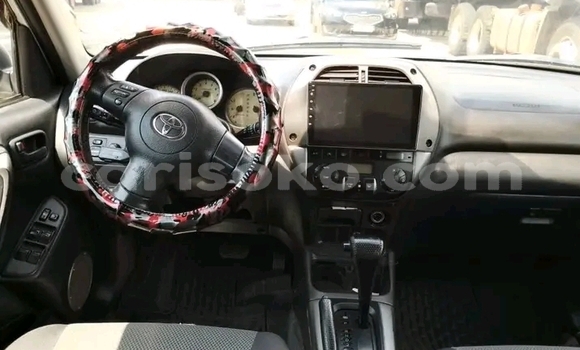 Sayi Na hannu Toyota RAV4 Blanc Mota in Butare a Butare Sayi Na hannu Toyota RAV4 Blanc Mota in Butare a Butare