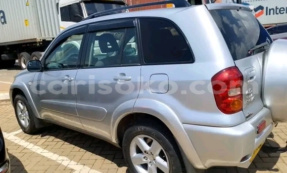 Sayi Na hannu Toyota RAV4 Blanc Mota in Butare a Butare Sayi Na hannu Toyota RAV4 Blanc Mota in Butare a Butare