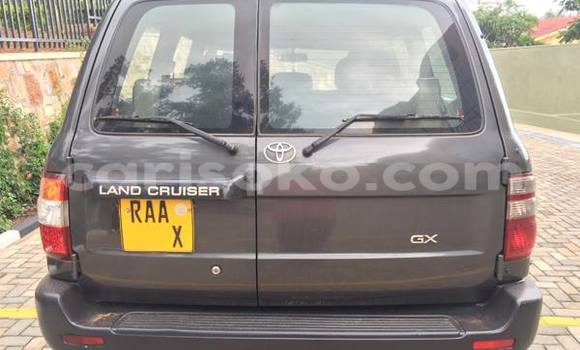 اشتري مستعمل Toyota Land Cruiser Noir سيارة في Gicumbi في Rwanda اشتري مستعمل Toyota Land Cruiser Noir سيارة في Gicumbi في Rwanda