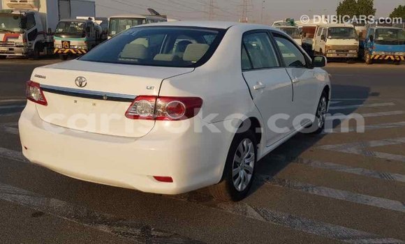 اشتري Imported Toyota Corolla Blanc سيارة في Import - Dubai في Rwanda اشتري Imported Toyota Corolla Blanc سيارة في Import - Dubai في Rwanda