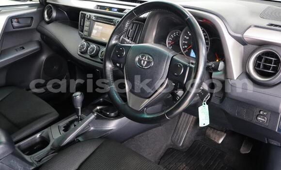 اشتري مستعمل Toyota RAV4 Bleu سيارة في Kigali في Rwanda اشتري مستعمل Toyota RAV4 Bleu سيارة في Kigali في Rwanda