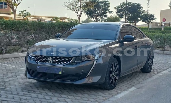 اشتري مستعمل Peugeot 508 Bleu سيارة في Kigali في Rwanda