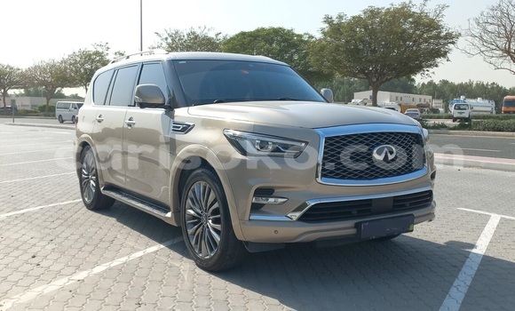 Acheter Occasion Voiture Infiniti QX80 Beige à Kigali, Rwanda Acheter Occasion Voiture Infiniti QX80 Beige à Kigali, Rwanda