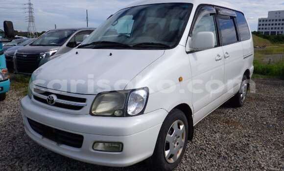 اشتري مستعمل Toyota Noah White سيارة في Kigali في Rwanda اشتري مستعمل Toyota Noah White سيارة في Kigali في Rwanda