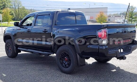 Acheter Occasion Voiture Toyota Tacoma Noir à Kigali, Rwanda Acheter Occasion Voiture Toyota Tacoma Noir à Kigali, Rwanda