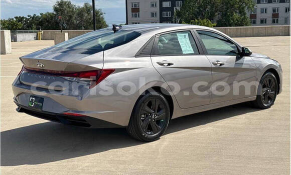 Buy Used Hyundai Elantra Blue Car in Kigali in Rwanda Buy Used Hyundai Elantra Blue Car in Kigali in Rwanda