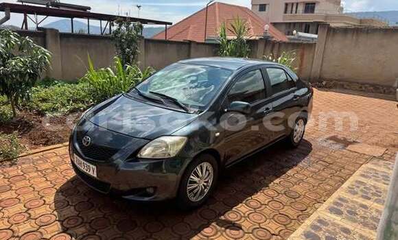 Acheter Occasion Voiture Toyota Yaris Autre à Kigali, Rwanda Acheter Occasion Voiture Toyota Yaris Autre à Kigali, Rwanda