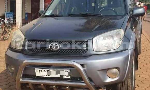 اشتري مستعمل Toyota RAV4 Autre سيارة في Kigali في Rwanda اشتري مستعمل Toyota RAV4 Autre سيارة في Kigali في Rwanda