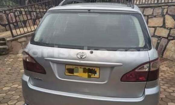 اشتري مستعمل Toyota Avensis Autre سيارة في Kigali في Rwanda اشتري مستعمل Toyota Avensis Autre سيارة في Kigali في Rwanda