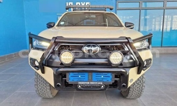 Buy Used Toyota Hilux Beige Car in Kigali in Rwanda Buy Used Toyota Hilux Beige Car in Kigali in Rwanda