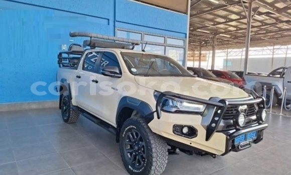 Buy Used Toyota Hilux Beige Car in Kigali in Rwanda Buy Used Toyota Hilux Beige Car in Kigali in Rwanda