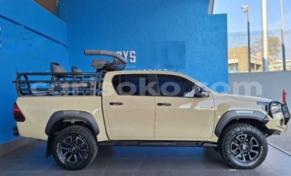 Buy Used Toyota Hilux Beige Car in Kigali in Rwanda Buy Used Toyota Hilux Beige Car in Kigali in Rwanda