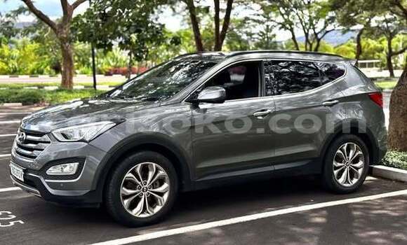 Acheter Occasion Voiture Hyundai Santa Fe Autre à Kigali, Rwanda Acheter Occasion Voiture Hyundai Santa Fe Autre à Kigali, Rwanda