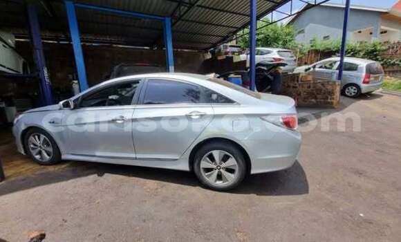 Buy Used Hyundai Sonata Other Car in Kigali in Rwanda Buy Used Hyundai Sonata Other Car in Kigali in Rwanda
