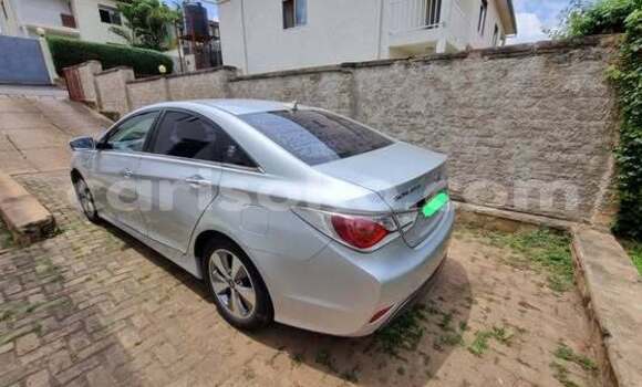 Buy Used Hyundai Sonata Other Car in Kigali in Rwanda Buy Used Hyundai Sonata Other Car in Kigali in Rwanda