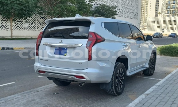 Buy Used Mitsubishi Montero Sport White Car in Kigali in Rwanda Buy Used Mitsubishi Montero Sport White Car in Kigali in Rwanda