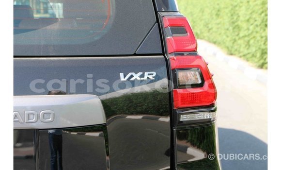 Acheter Import Voiture Toyota Prado Blanc à Import - Dubai, Rwanda Acheter Import Voiture Toyota Prado Blanc à Import - Dubai, Rwanda