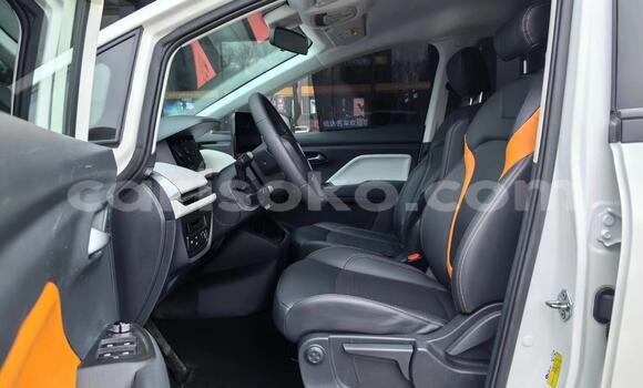 Acheter Neuf Voiture Faw City Golf White à Kigali, Rwanda Acheter Neuf Voiture Faw City Golf White à Kigali, Rwanda