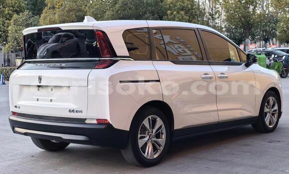 Acheter Neuf Voiture Faw City Golf White à Kigali, Rwanda Acheter Neuf Voiture Faw City Golf White à Kigali, Rwanda