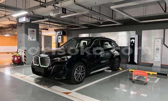 Acheter Neuf Voiture BMW X1 Noir à Kigali, Rwanda Acheter Neuf Voiture BMW X1 Noir à Kigali, Rwanda