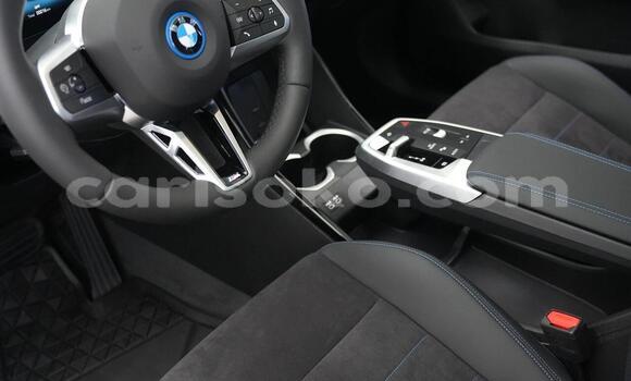 Acheter Neuf Voiture BMW X1 Noir à Kigali, Rwanda Acheter Neuf Voiture BMW X1 Noir à Kigali, Rwanda