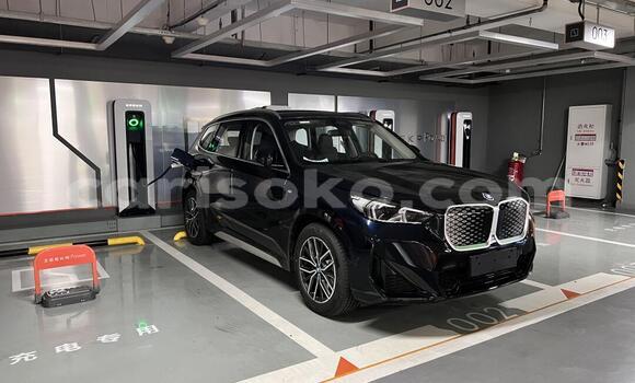 Acheter Neuf Voiture BMW X1 Noir à Kigali, Rwanda Acheter Neuf Voiture BMW X1 Noir à Kigali, Rwanda