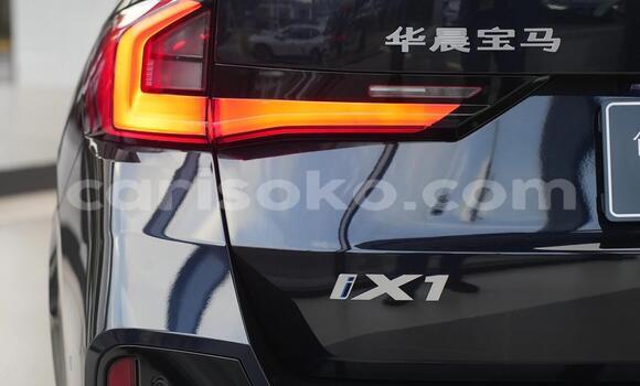 Acheter Neuf Voiture BMW X1 Noir à Kigali, Rwanda Acheter Neuf Voiture BMW X1 Noir à Kigali, Rwanda