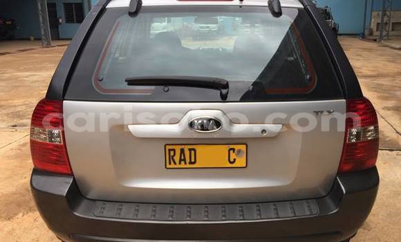 اشتري مستعمل Kia Sportage Gris سيارة في Gicumbi في Rwanda اشتري مستعمل Kia Sportage Gris سيارة في Gicumbi في Rwanda