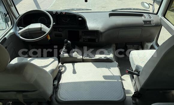 Acheter Occasion Voiture Toyota Coaster White à Import - Dubai, Rwanda Acheter Occasion Voiture Toyota Coaster White à Import - Dubai, Rwanda