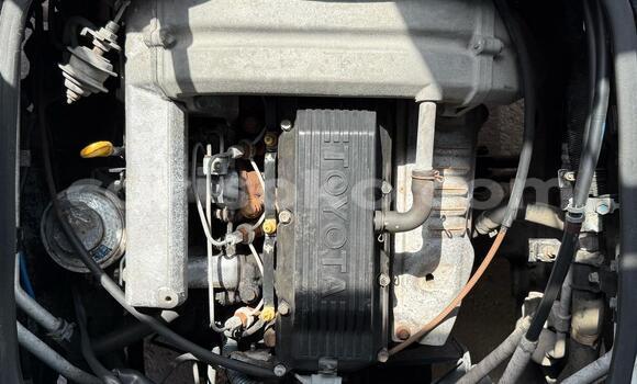 Acheter Occasion Voiture Toyota Coaster White à Import - Dubai, Rwanda Acheter Occasion Voiture Toyota Coaster White à Import - Dubai, Rwanda