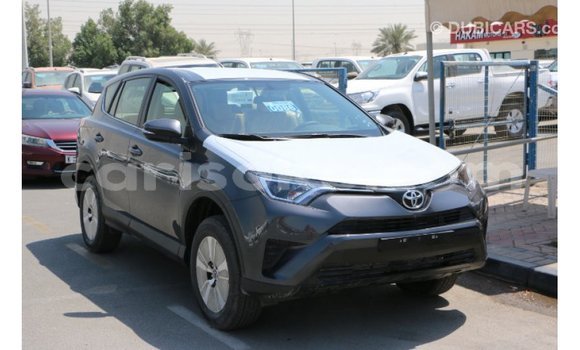 Acheter Import Voiture Toyota RAV4 Autre à Import - Dubai, Rwanda Acheter Import Voiture Toyota RAV4 Autre à Import - Dubai, Rwanda