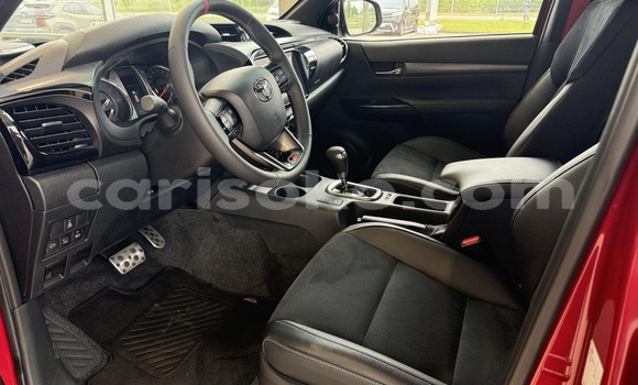 Acheter Occasion Voiture Toyota Hilux Rouge à Kigali, Rwanda Acheter Occasion Voiture Toyota Hilux Rouge à Kigali, Rwanda
