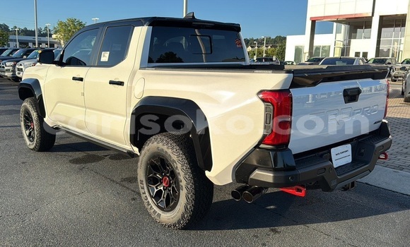 Acheter Occasion Voiture Toyota Tacoma White à Kigali, Rwanda Acheter Occasion Voiture Toyota Tacoma White à Kigali, Rwanda