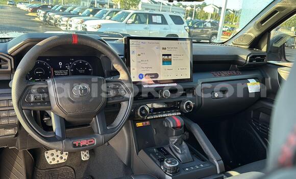 Acheter Occasion Voiture Toyota Tacoma White à Kigali, Rwanda Acheter Occasion Voiture Toyota Tacoma White à Kigali, Rwanda