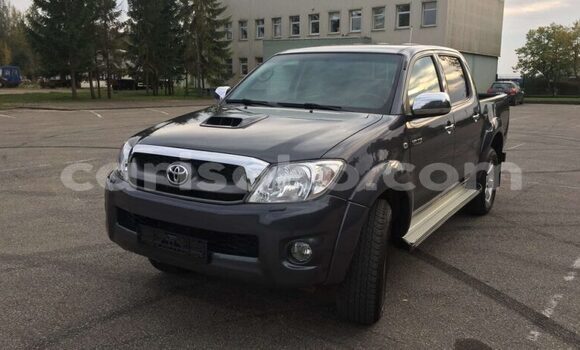 ノア Cars for sale in rwanda - carisoko