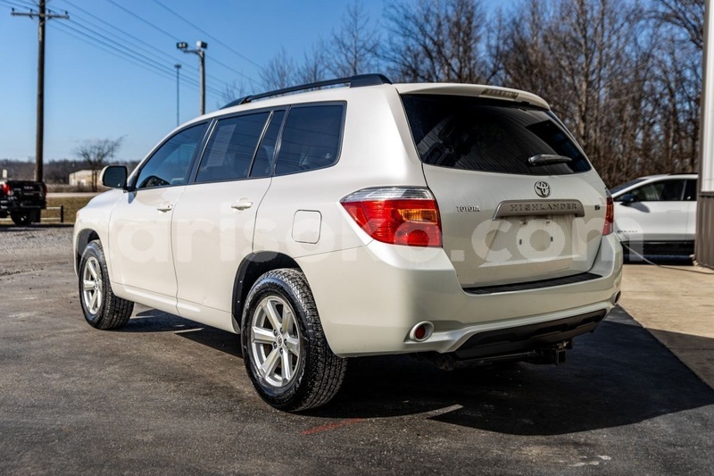 Big with watermark toyota highlander rwanda kigali 19703