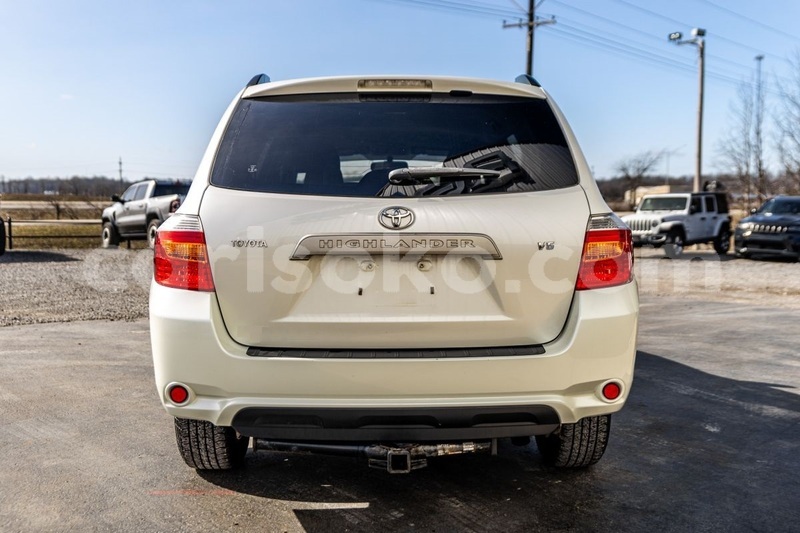 Big with watermark toyota highlander rwanda kigali 19703