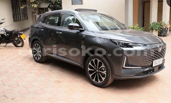 Acheter Neuf Voiture Changan CS55 Black à Kigali, Rwanda Acheter Neuf Voiture Changan CS55 Black à Kigali, Rwanda