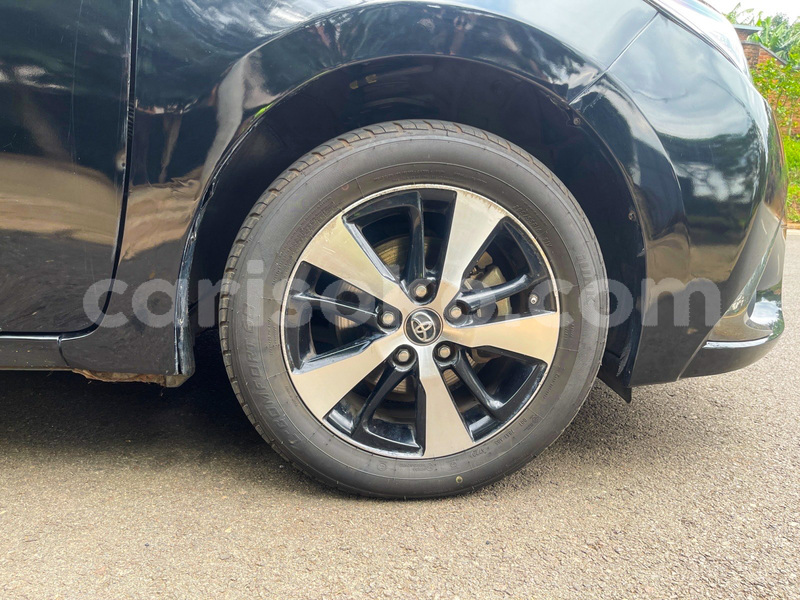 Big with watermark toyota corolla rwanda kigali 19720