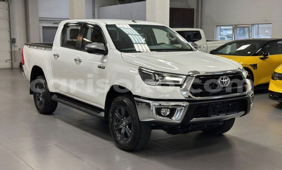 اشتري جديد Toyota Hilux Blanc سيارة في Kigali في Rwanda اشتري جديد Toyota Hilux Blanc سيارة في Kigali في Rwanda