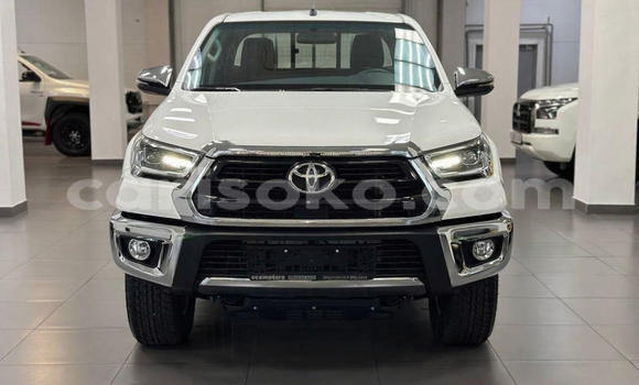Acheter Neuf Voiture Toyota Hilux Blanc à Kigali, Rwanda Acheter Neuf Voiture Toyota Hilux Blanc à Kigali, Rwanda