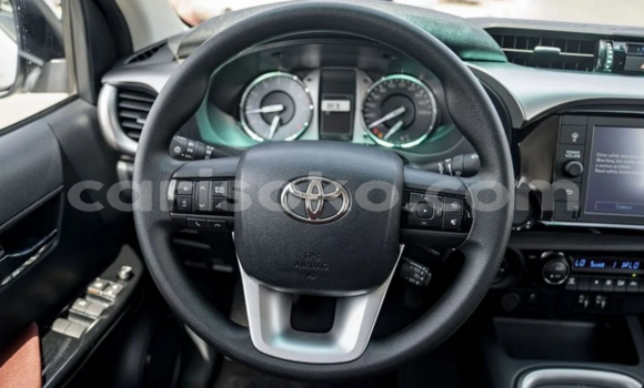 Acheter Neuf Voiture Toyota Hilux Blanc à Kigali, Rwanda Acheter Neuf Voiture Toyota Hilux Blanc à Kigali, Rwanda