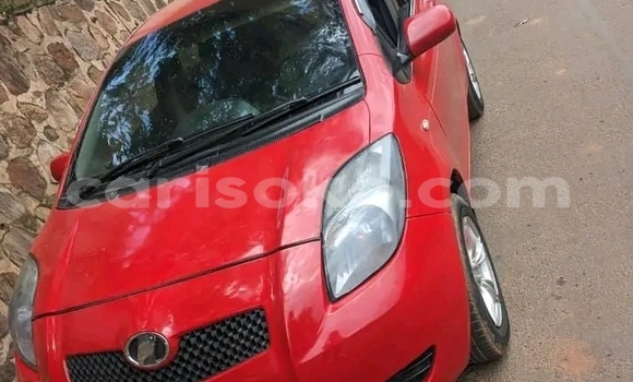 Acheter Occasion Voiture Toyota Vitz Rouge à Gikongoro, Gikongoro Acheter Occasion Voiture Toyota Vitz Rouge à Gikongoro, Gikongoro