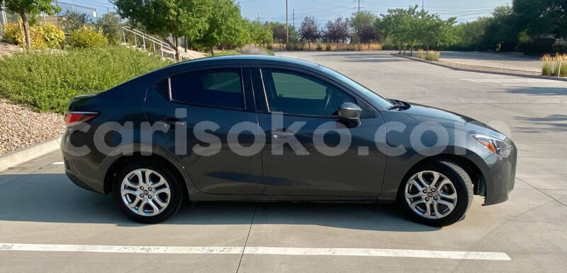 Big with watermark toyota yaris rwanda kigali 19807